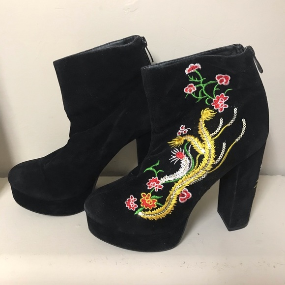 BooHoo Platform Velvet Dragon Embroidered Booties - Picture 2 of 15
